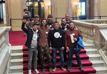 Part dels pagesos de la Catalunya Central que s'han reunit amb els polítics al Parlament