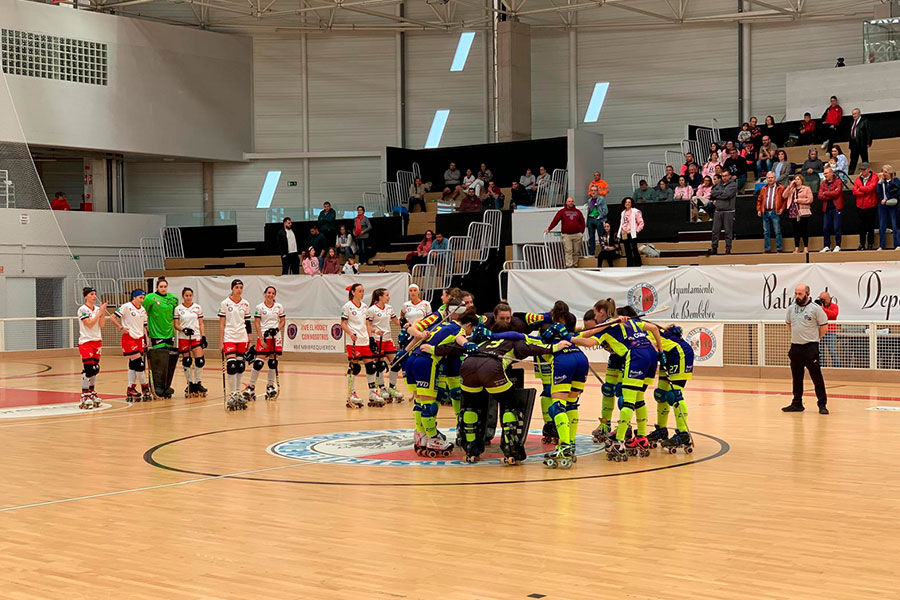 Les jugadores de l'Igualada Femení Grupo Guzmán abans del partit