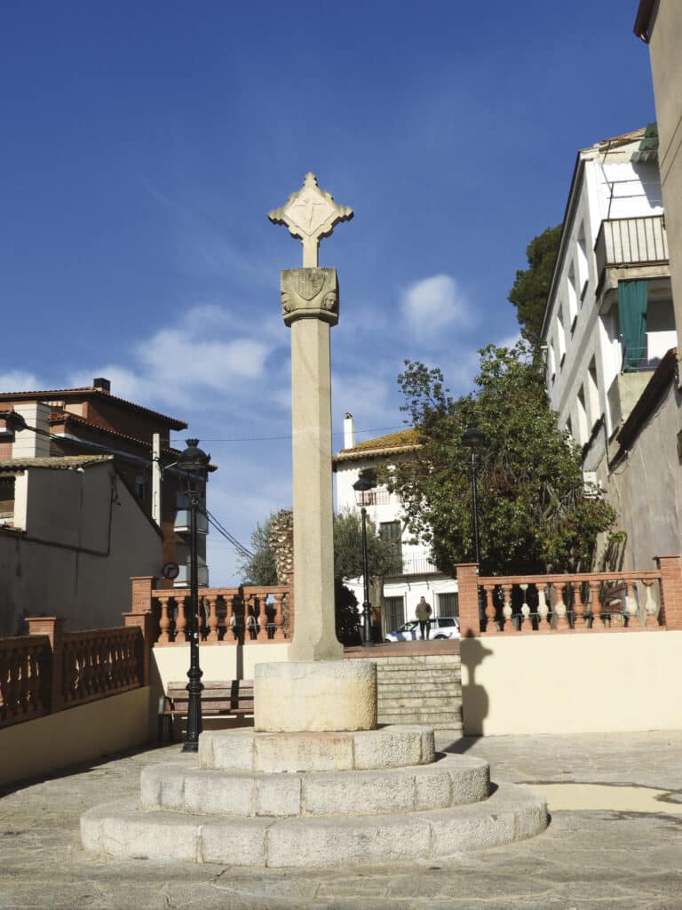 La Plaça de la Creu de Piera