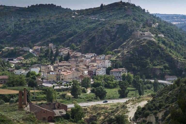 castellfollit riubregos panoramica